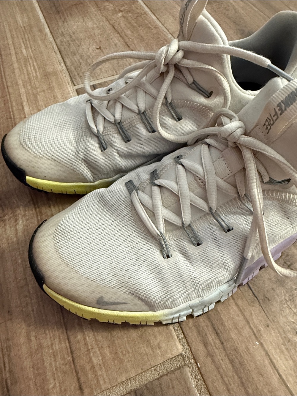 Nike Free Metcon 6 SE Cream, yellow, silver and purple Sneakers - Picture 9 of 11
